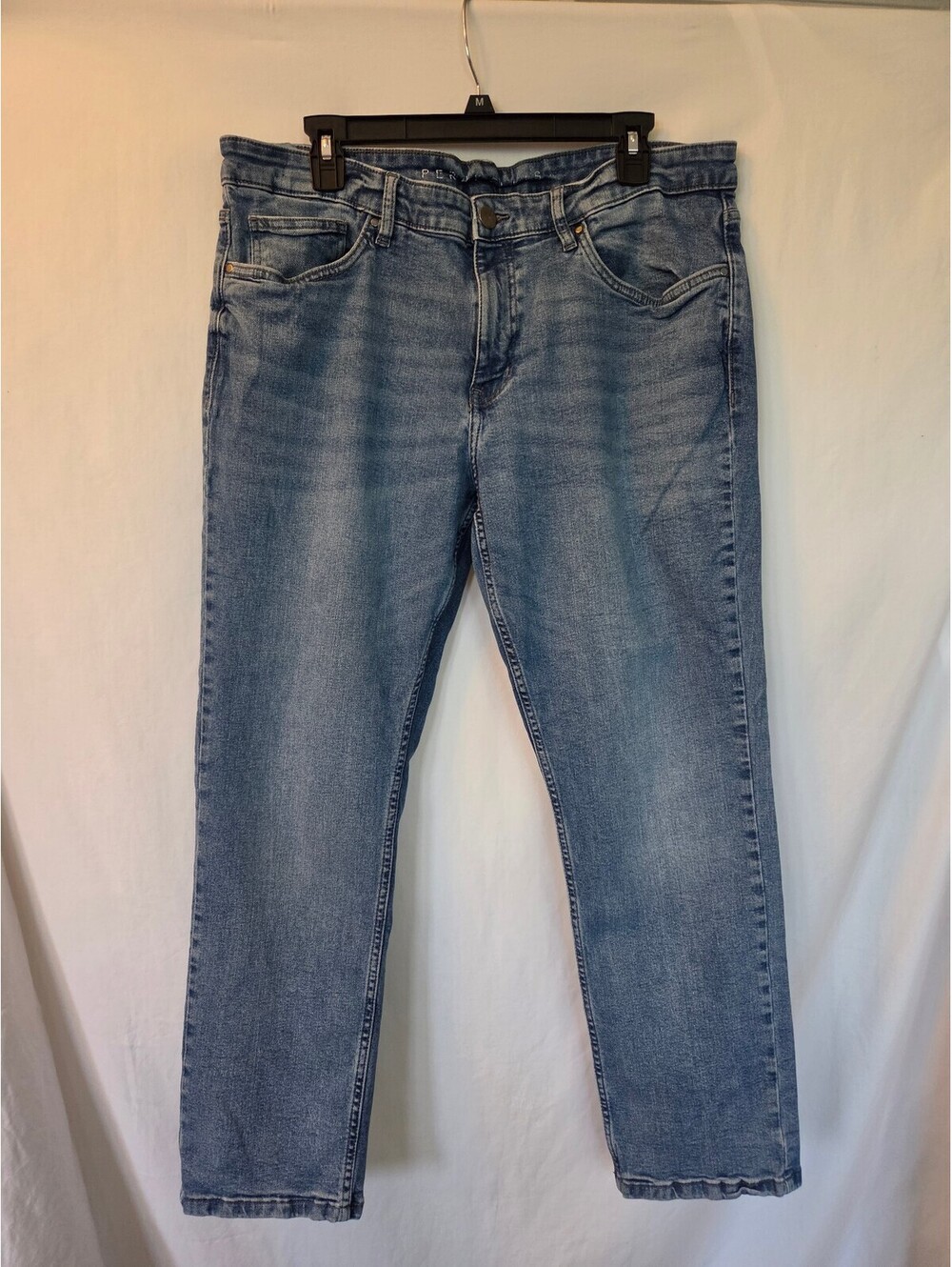 Perry Ellis Light Blue Denim Jeans Size 36x29
